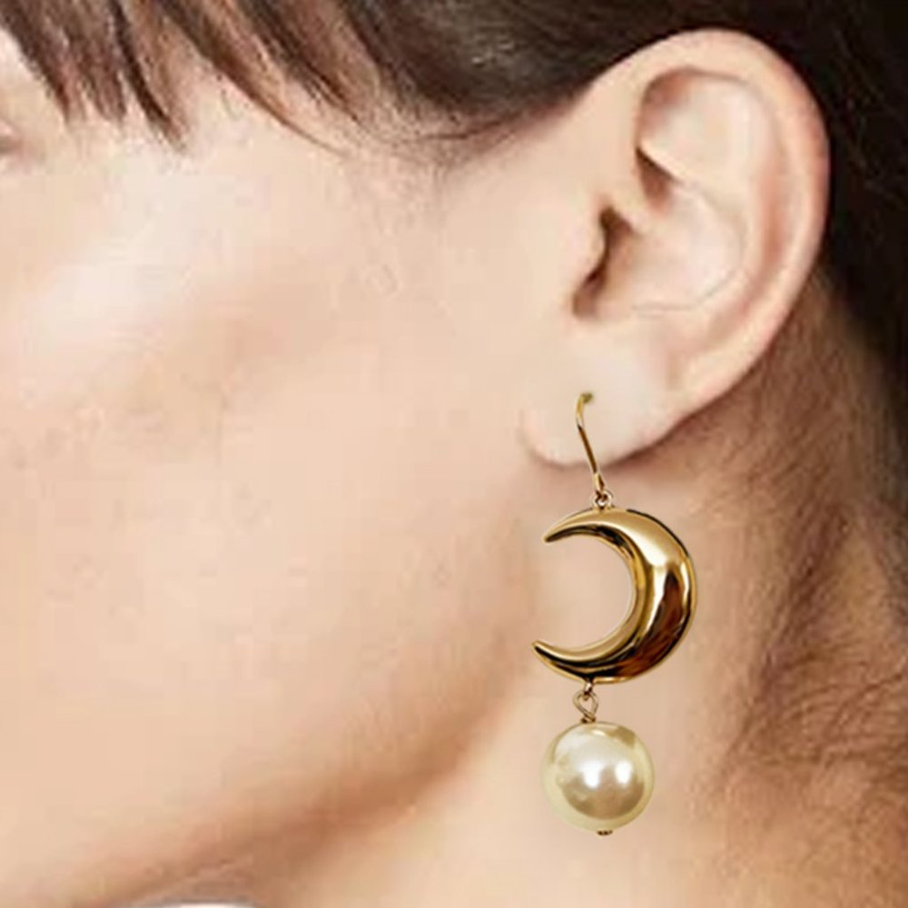 NWT Tory Burch Drop Pearl Asymmetric Earring - Picture 3 of 3